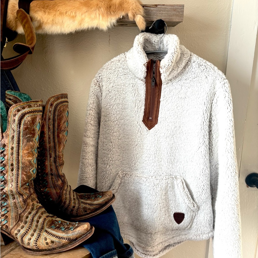 Legendary Whitetails Women’s Cream 1/4 Zip Up Sweater